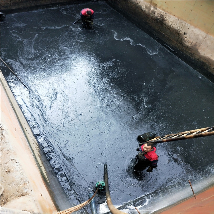 英山废水池清理